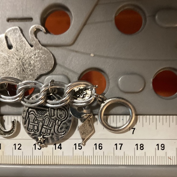 DaVinci lead & nickel safe elephant bracelet - Picture 5 of 5